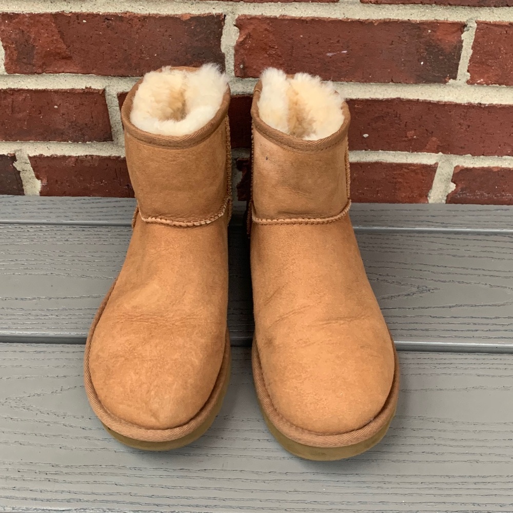 Ugg Classic Mini Shearling Lined Boot - image 2